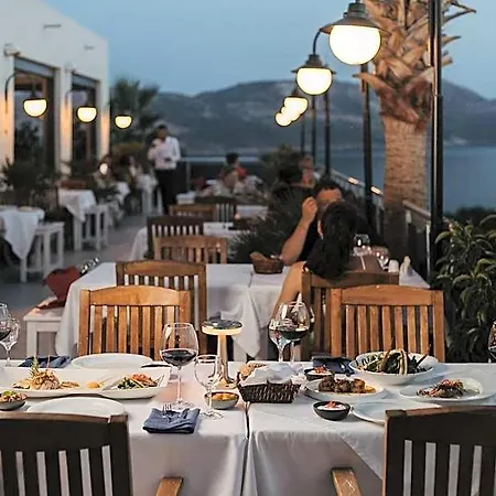 Hotel La Kumsal 3*